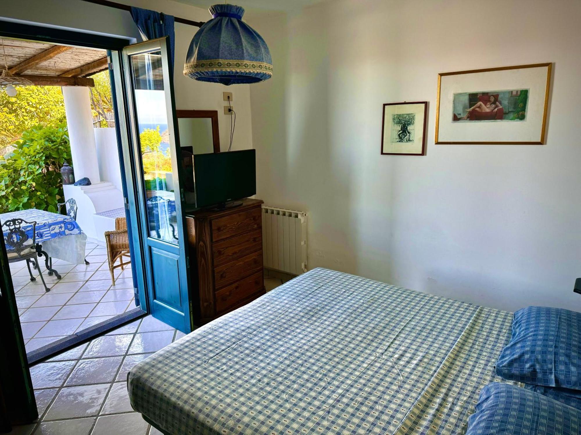 Villa 'A Pisa Lipari  Eksteriør billede
